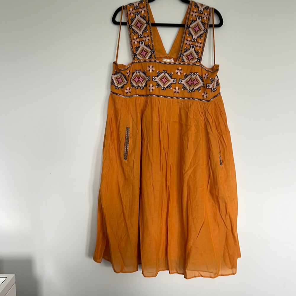 Anthropologie embroidered sundress. 1x. NWT. Beautiful detail. Flowy. Pockets.